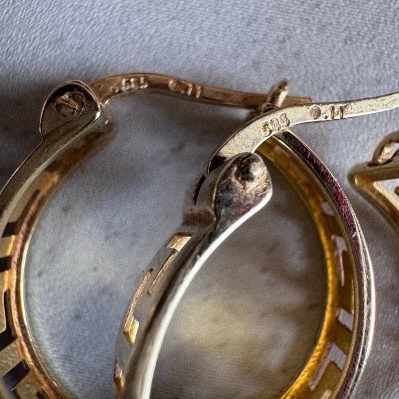 14K Greek Key Hole Cut Out Design Gold Hoop Earrings 585 - Picture 2 of 4